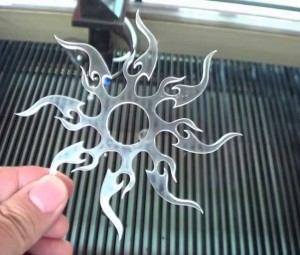 CẮT LASER MICA